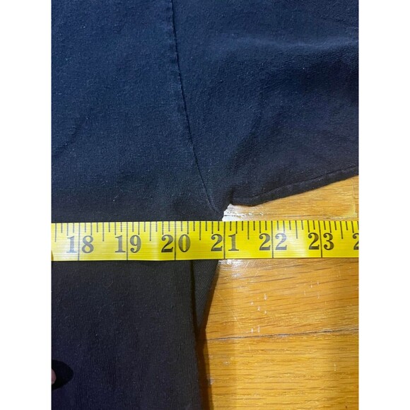 Crooks Castles T Shirt Mens Large Black with Crown Logo two small holes - Picture 8 of 8